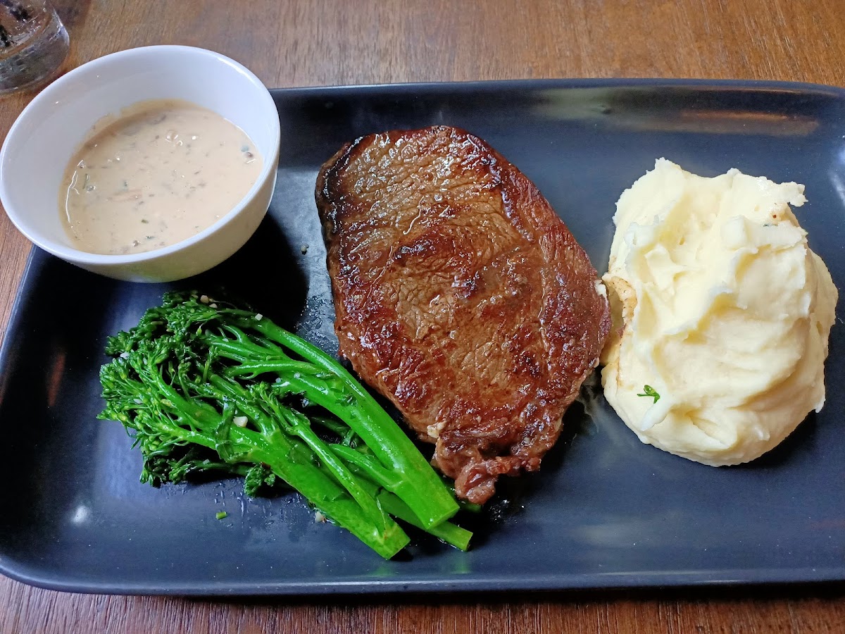 Grain & Marble Restaurant And Wine Bar Photos 2